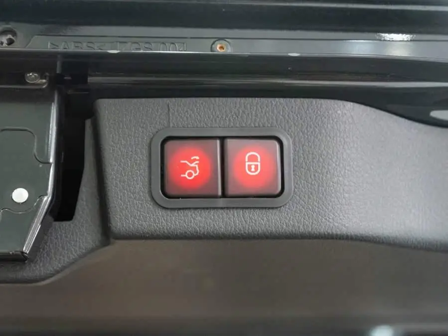 Vito 2021 2.0T Elite 9-Seater