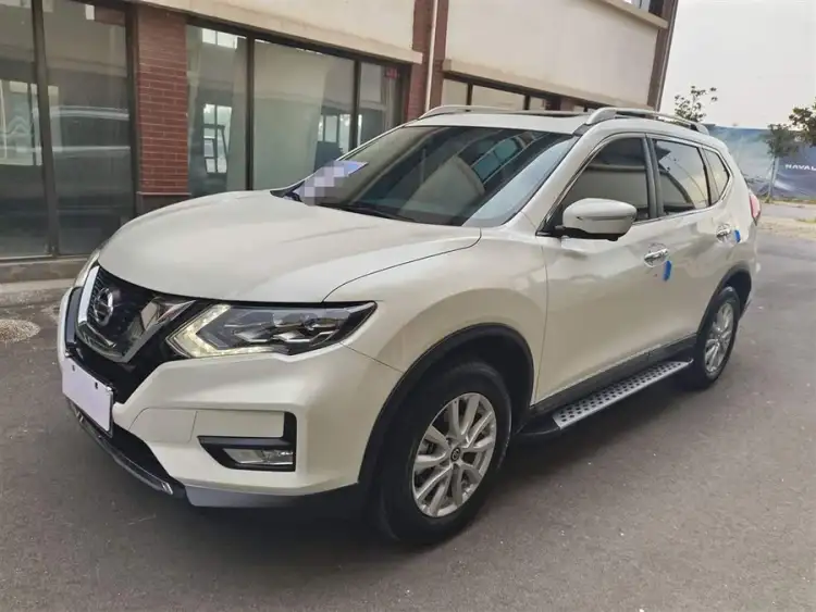 X-Trail 2022 2.0L Two-Wheel Drive Intelligent Connect Premium Edition