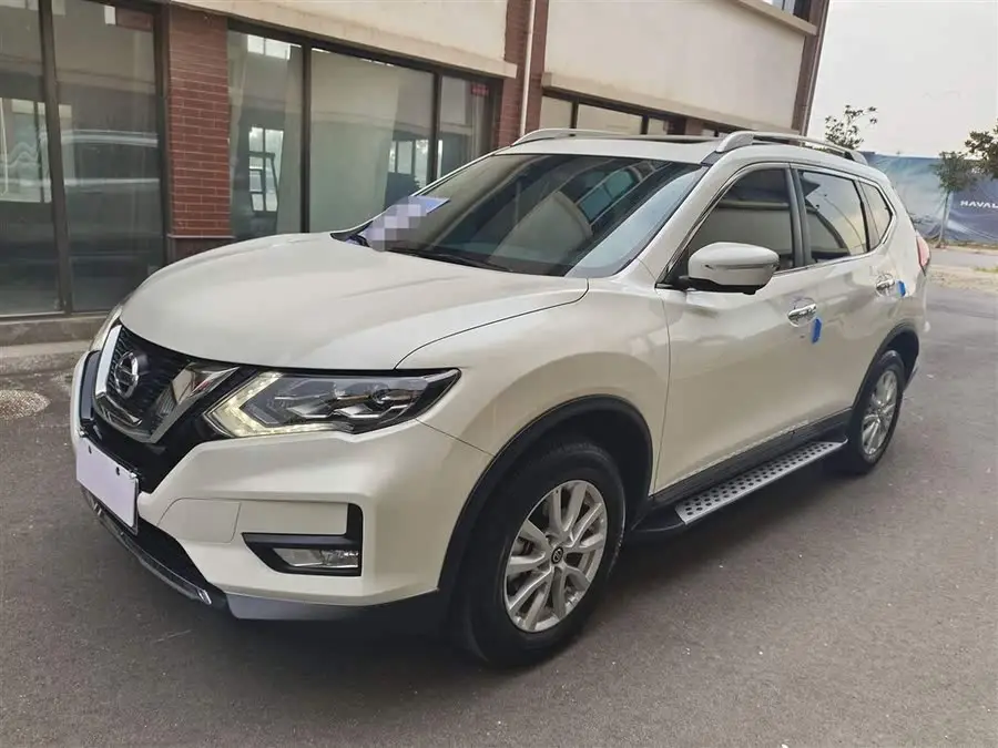 X-Trail 2022 2.0L Two-Wheel Drive Intelligent Connect Premium Edition