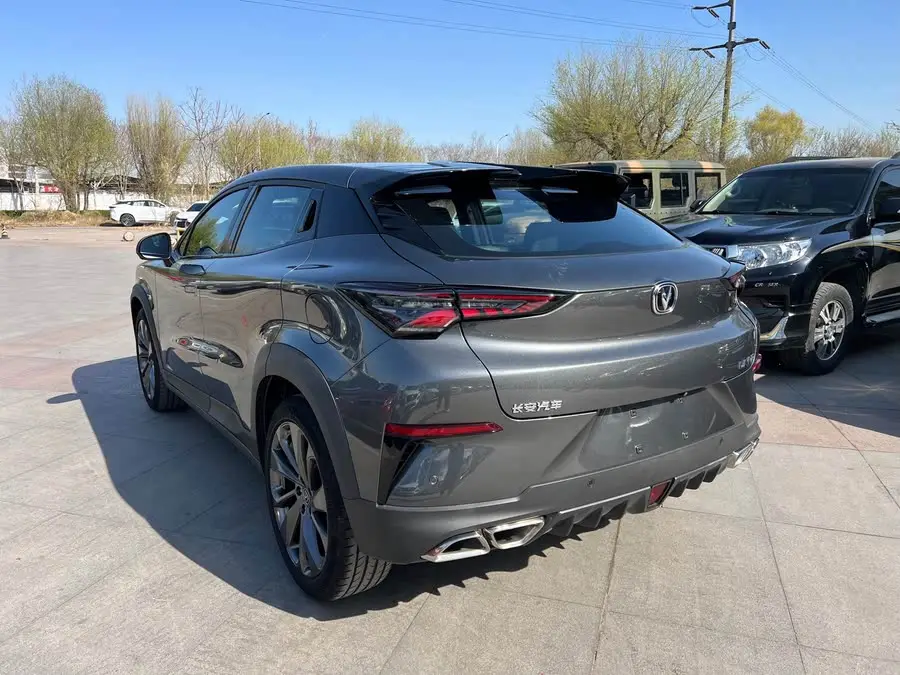 شانجان UNI-T طراز 2020 1.5T الفاخر