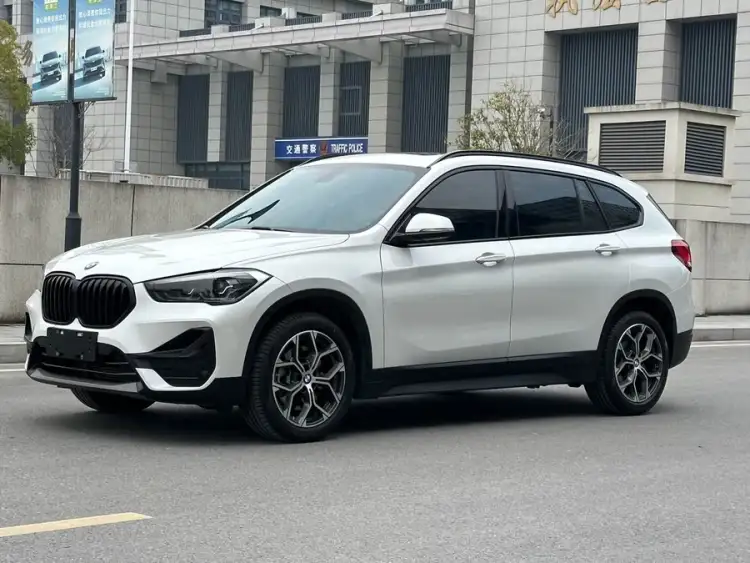 BMW X1 2022 sDrive25Li Leading Edition