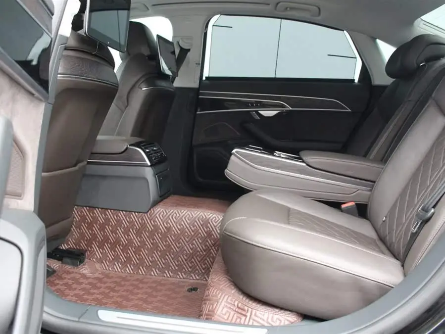 أودي A8 طراز 2022 A8L 50 TFSI quattro إصدار الراحة النسخة المجمعة