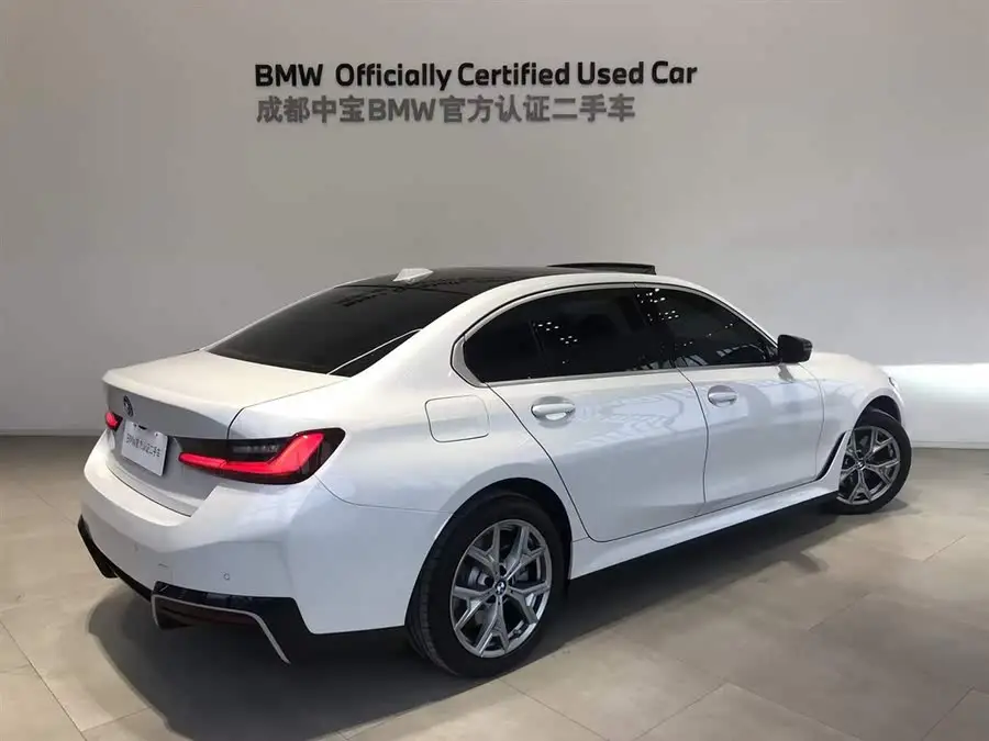 بي إم دبليو i3 2024 eDrive 35 L