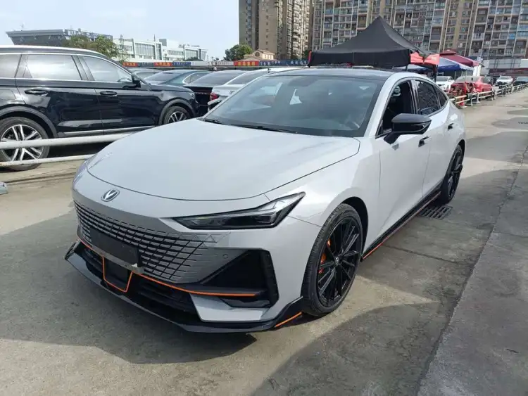 Changan UNI-V 2022 1.5T Sport Edition