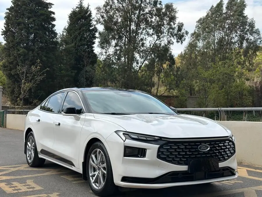 2022 فورد مونديو فاسيليفت إيكوبوست 245 الفخمة