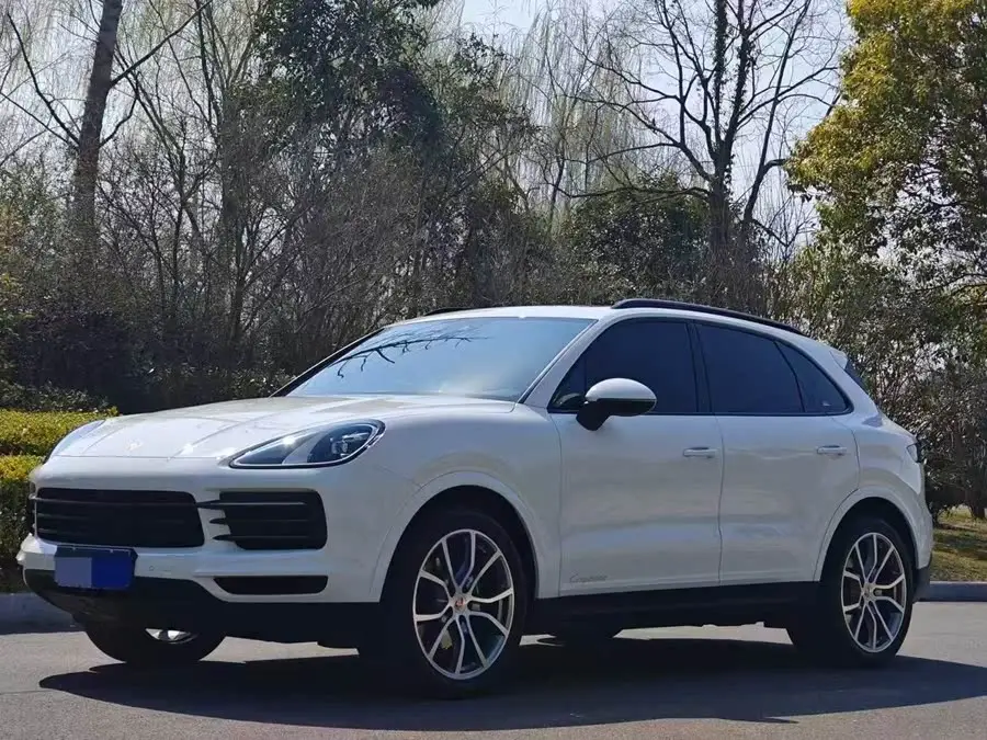 2023 Cayenne 3.0T Platinum Edition