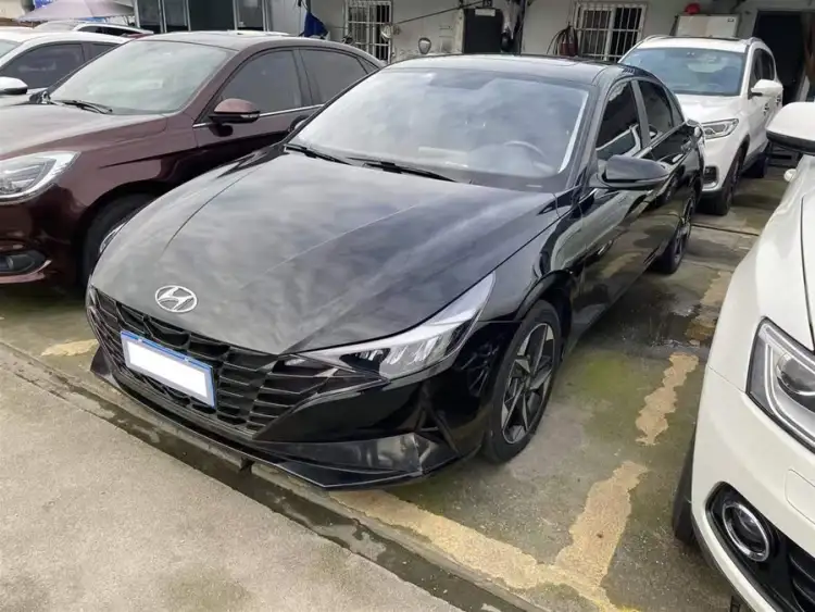 2022 Elantra 1.5L CVT GLS Leading Edition