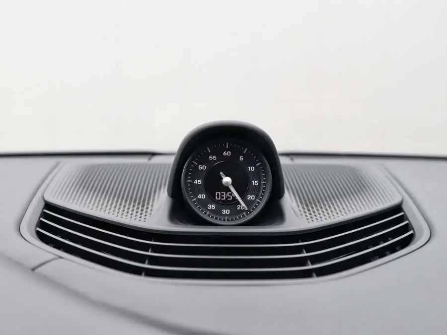 تايكان 2019 طراز تايكان 4S