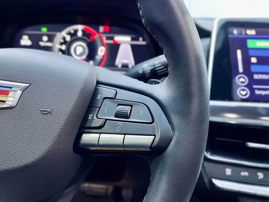 كاديلاك CT5 2023 28T الفاخرة (النسخة القياسية)