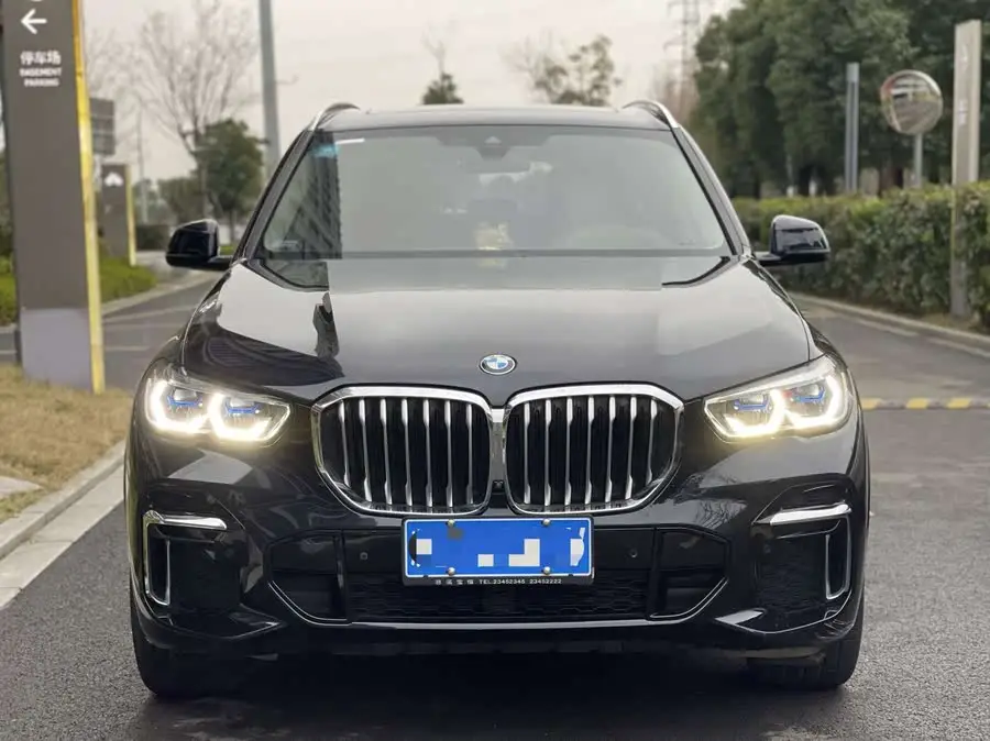 BMW X5 2022 xDrive 30Li Luxury M Sport Package