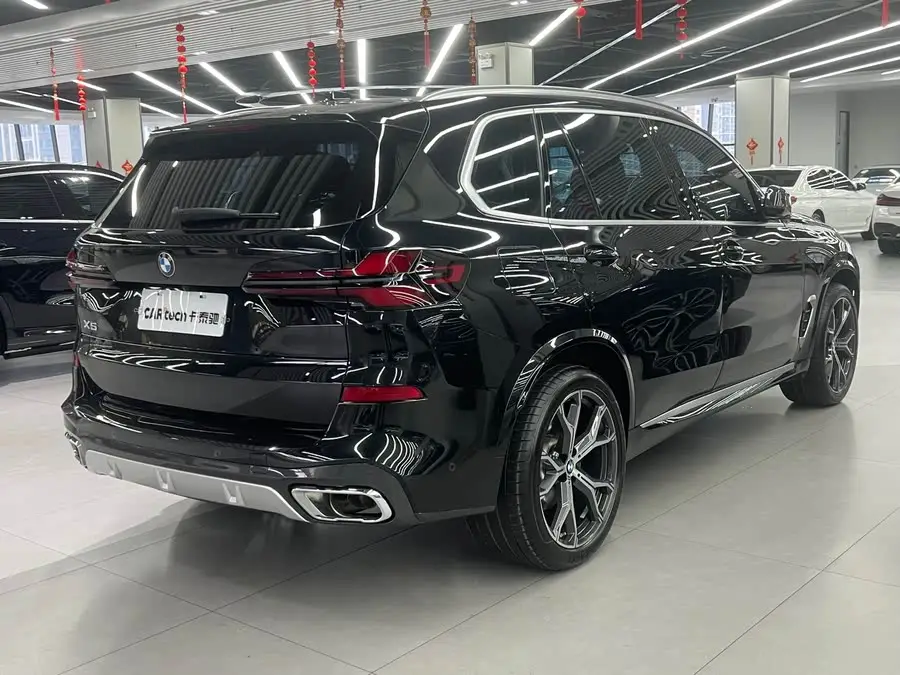 BMW X5 2023 xDrive 30Li Luxury M Sport Package