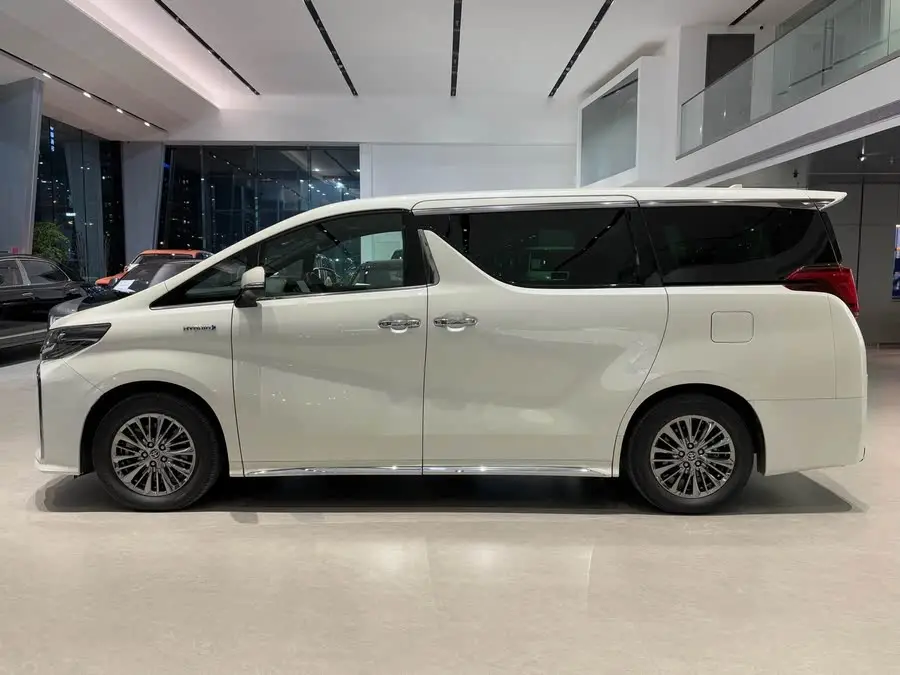 ألڤارد 2021 مزدوج المحرك 2.5 لتر النسخة المميزة