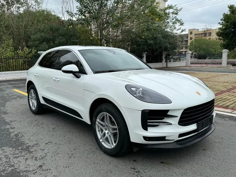 2021 Macan 2.0T