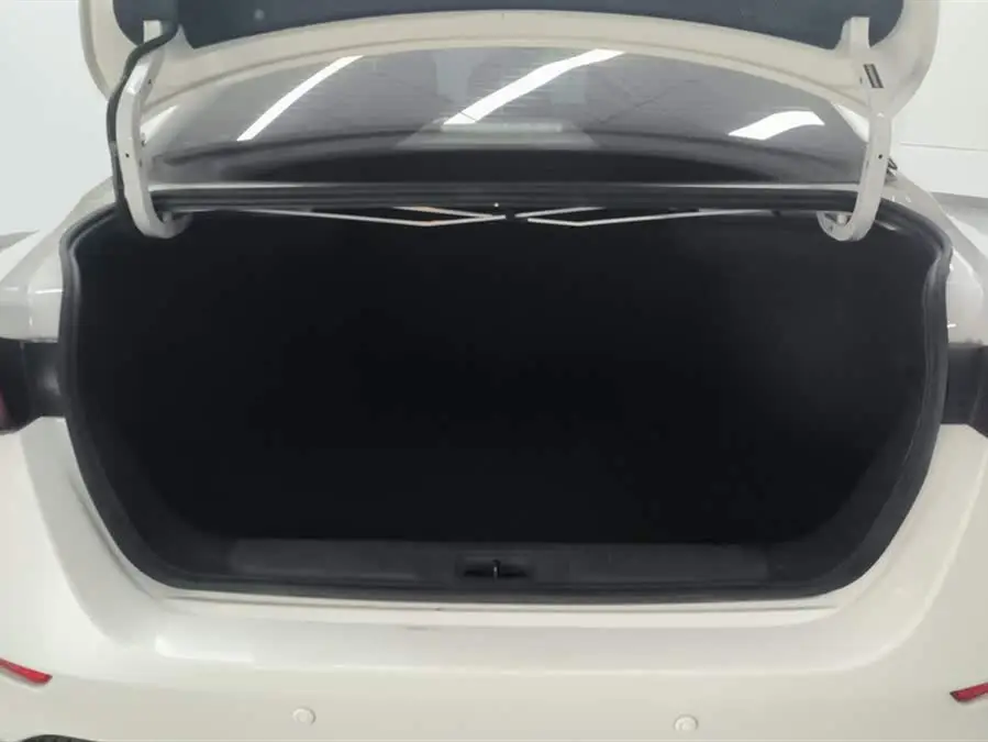 نيسان سيلفي 2022 1.6L XL CVT النسخة الذكية