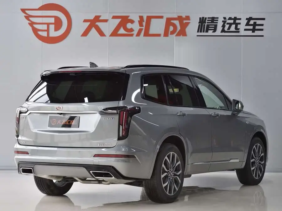 كاديلاك XT6 2022 2.0T ستة مقاعد دفع رباعي بلاتينيوم