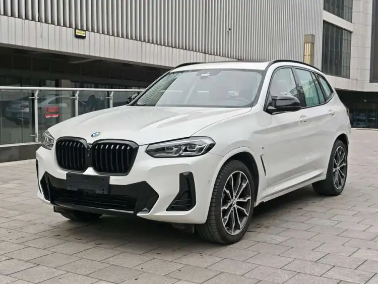 BMW X3 2023 xDrive30i Leading Model M Night Package