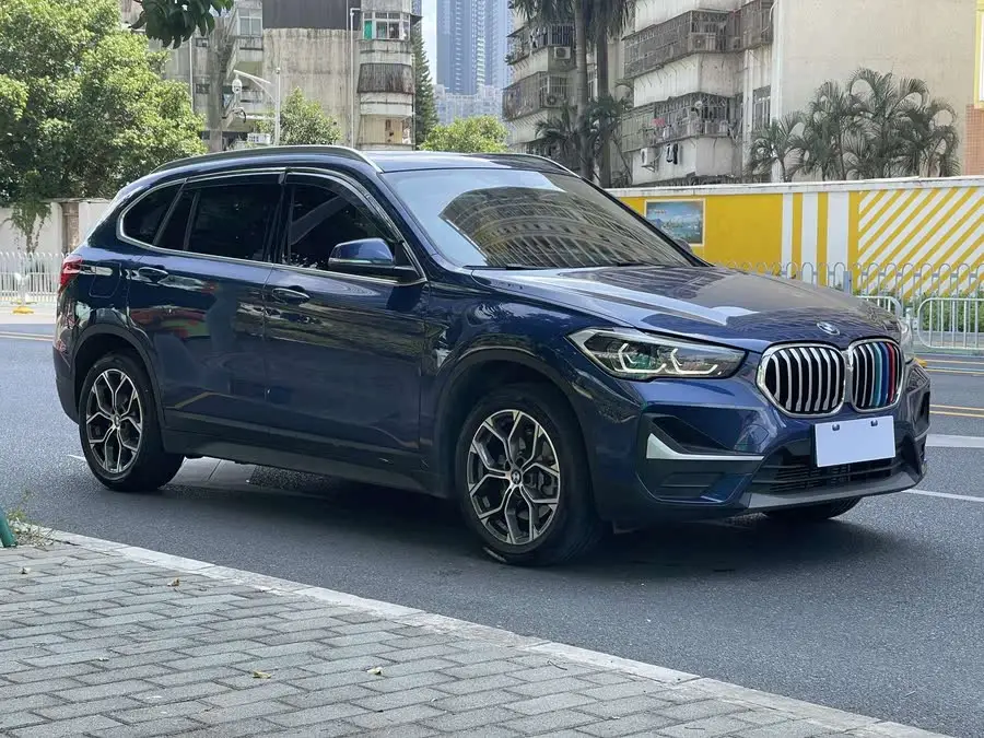 BMW X1 2021 sDrive25Li Leading Model