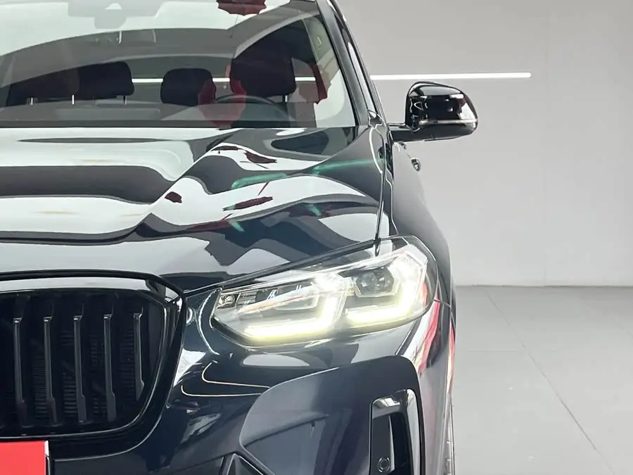 بي إم دبليو X3 2023 xDrive30i الطراز الرائد حزمة م الليل