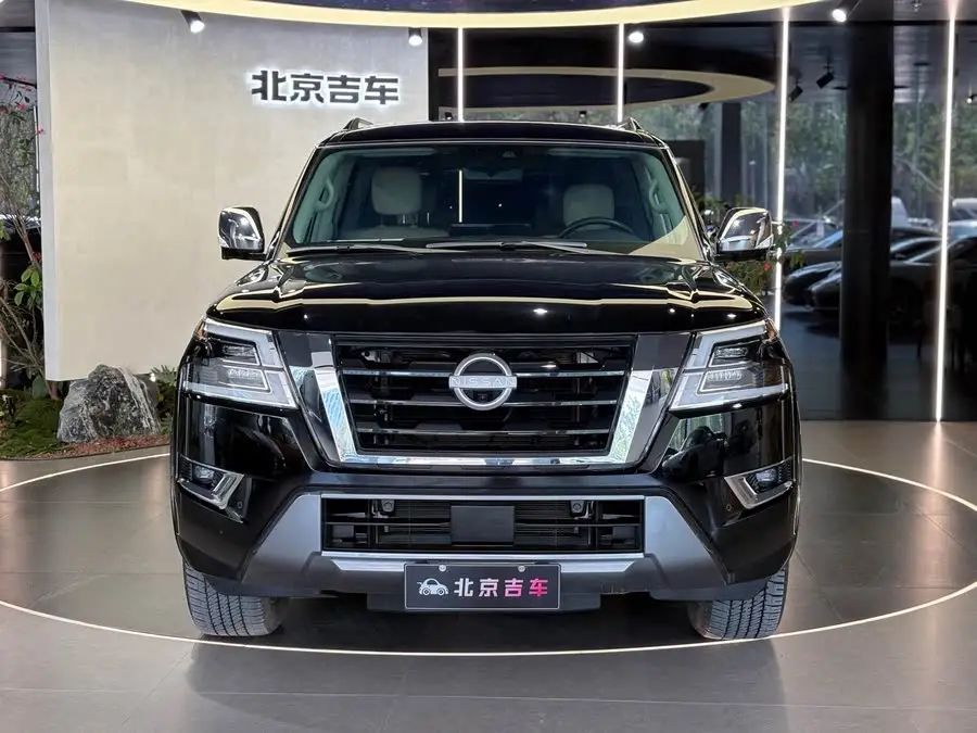 2023 نيسان أرمادا 5.6 لتر إصدار أسطول لا يقهر الرائد