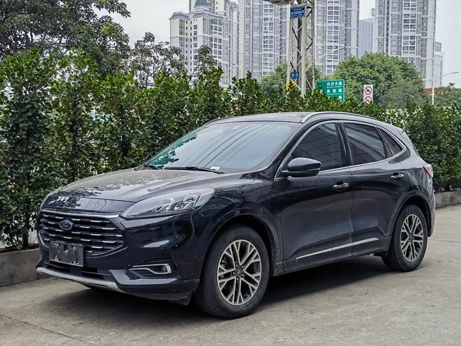 2020 Ford Escape EcoBoost 245 AWD Jiaxiang Edition