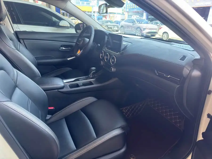 2021 نيسان سيلفي 1.6 لتر XL CVT النسخة الذكية