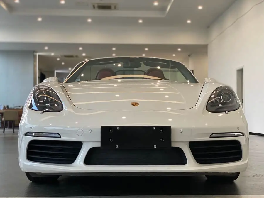 Porsche 718 2020 Model Boxster 2.0T