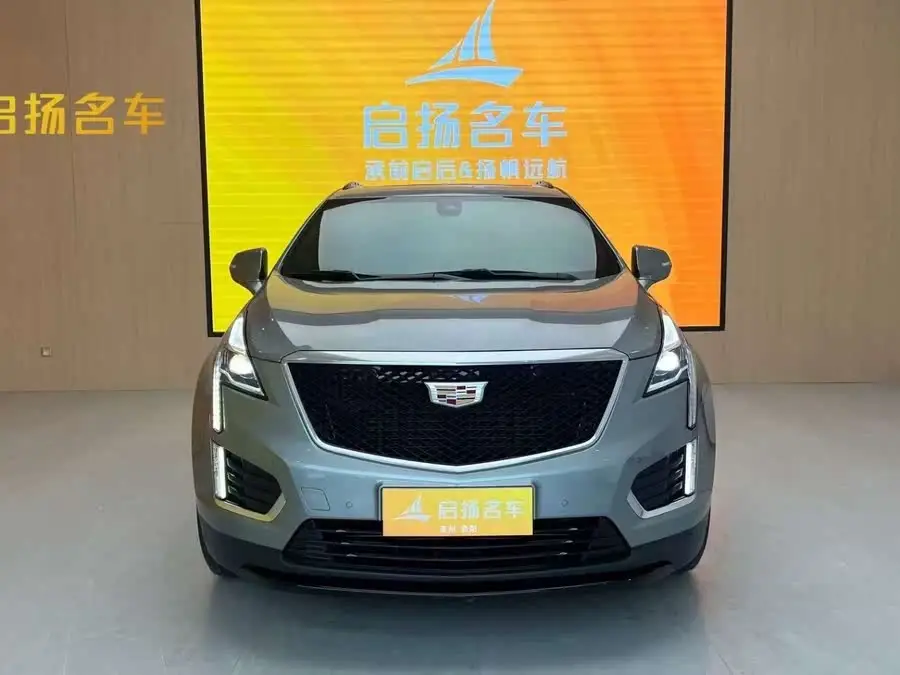 كاديلاك XT5 2022 2.0T دفع رباعي فاخرة (إصدار الطائر الطنان)