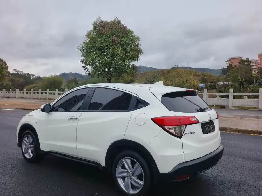 2020 Honda HR-V 1.5L CVT Pioneer Edition
