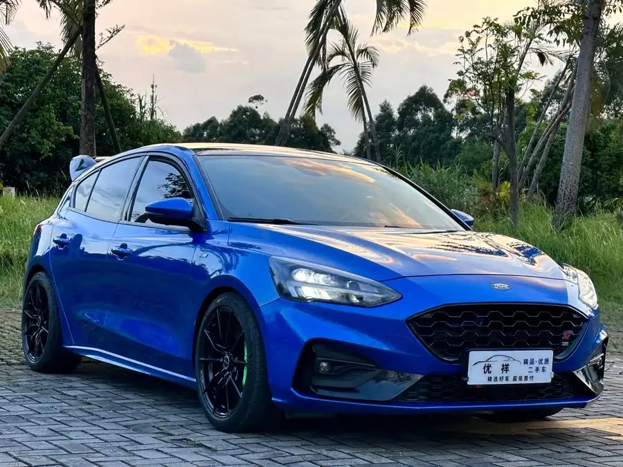 2021 فورد فوكس 2.0 لتر إيكوبوست 180 أوتوماتيكي ST لاين