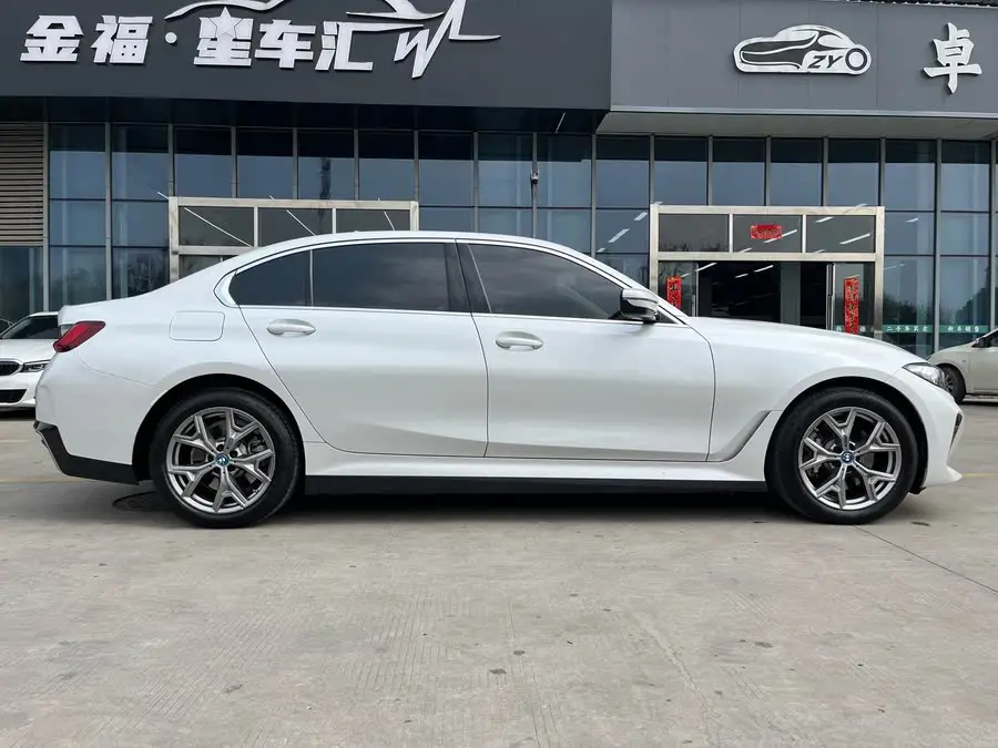 بي إم دبليو i3 2022 eDrive 35 L