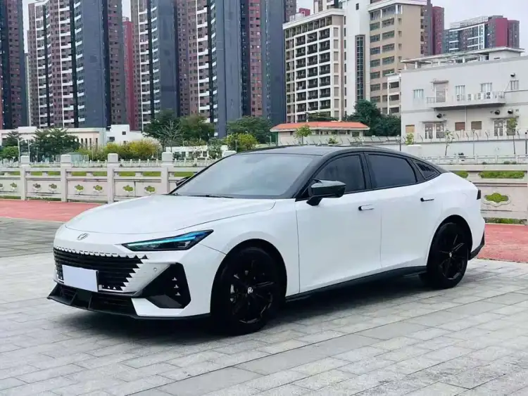 Changan UNI-V 2023 1.5T Premium