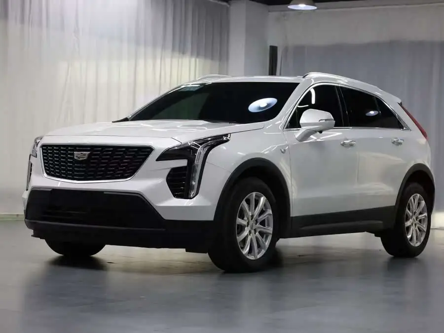 Cadillac XT4 2022 28T FWD Premium