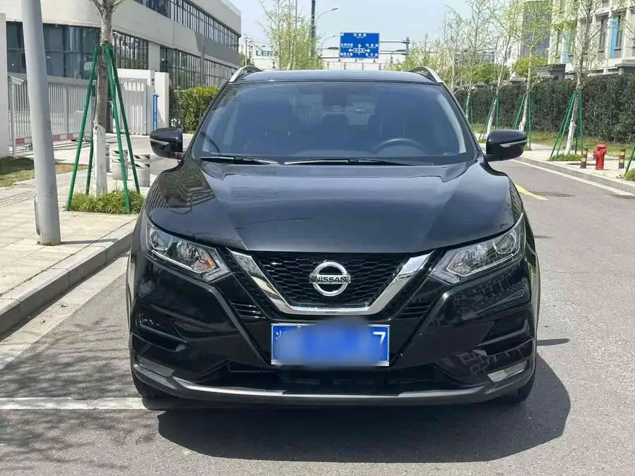 نيسان قاشقاي 2021 2.0 لتر CVT إصدار ذكي