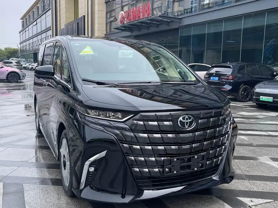 ألفارد 2024 بمحرك مزدوج 2.5 لتر إصدار متميز