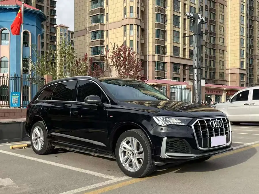 Audi Q7 2021 55 TFSI quattro S line Sport