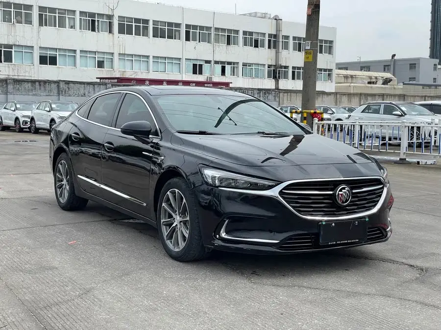 بويك لاكروس 2021 652T الفاخرة