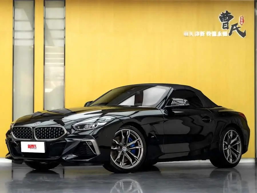 بي إم دبليو Z4 2022 M40i إصدار الأداء الرياضي M