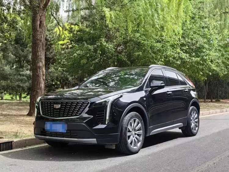 Cadillac XT4 2022 28T Luxury FWD