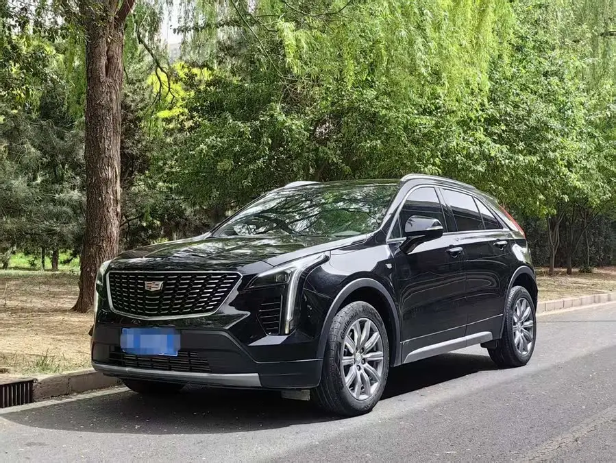 Cadillac XT4 2022 28T Luxury FWD