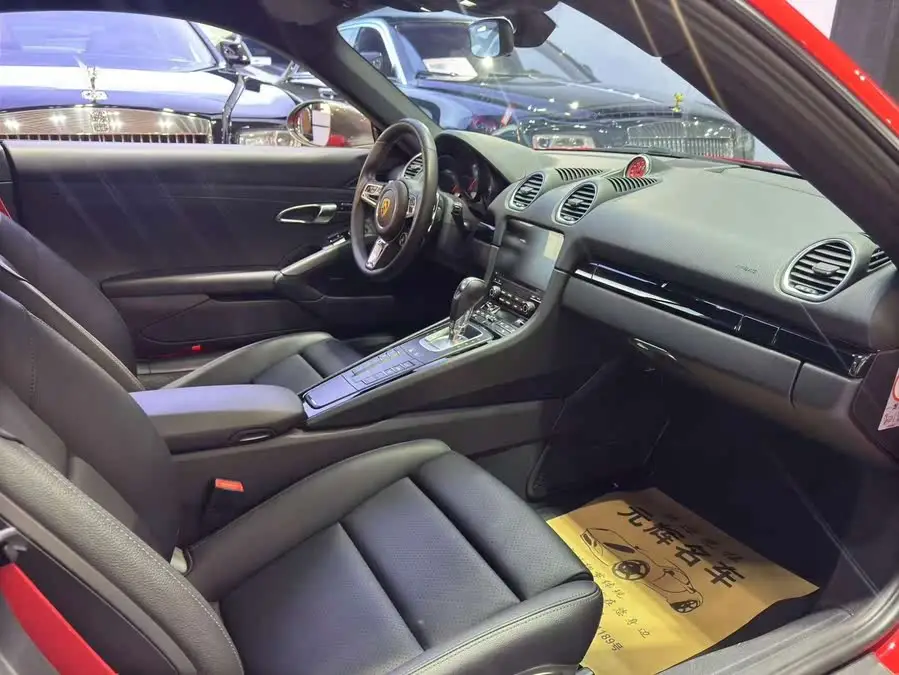 Porsche 718 2019 Cayman T 2.0T