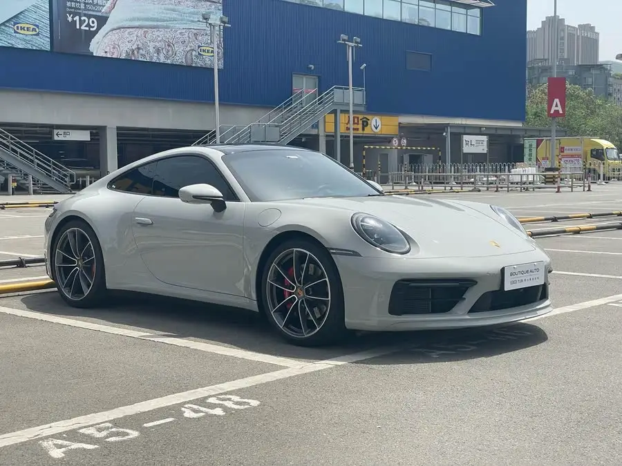 Porsche 911 2022 Carrera 4S 3.0T