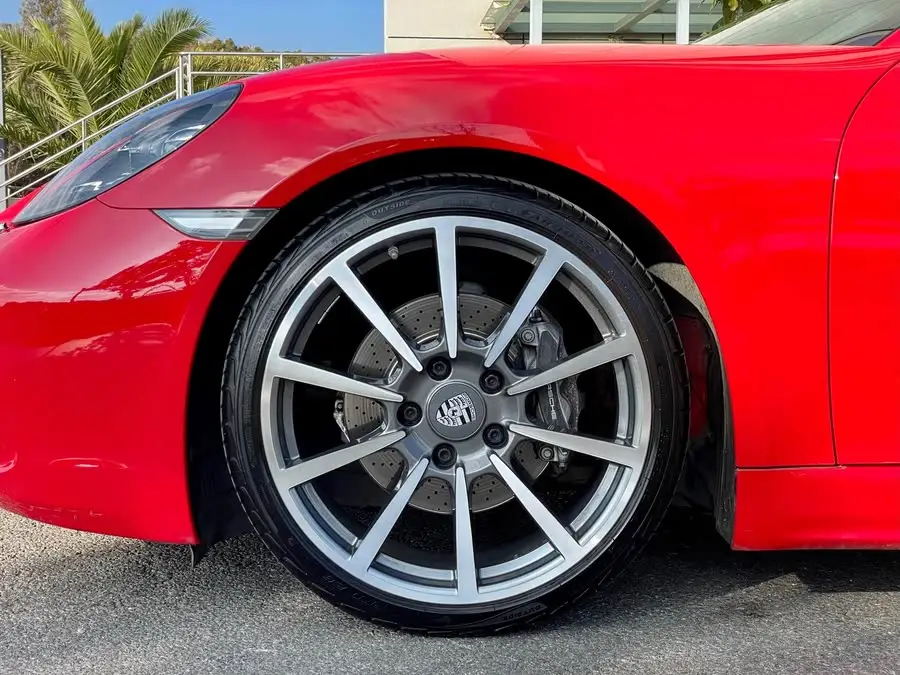 Porsche 718 2020 Model Boxster 2.0T