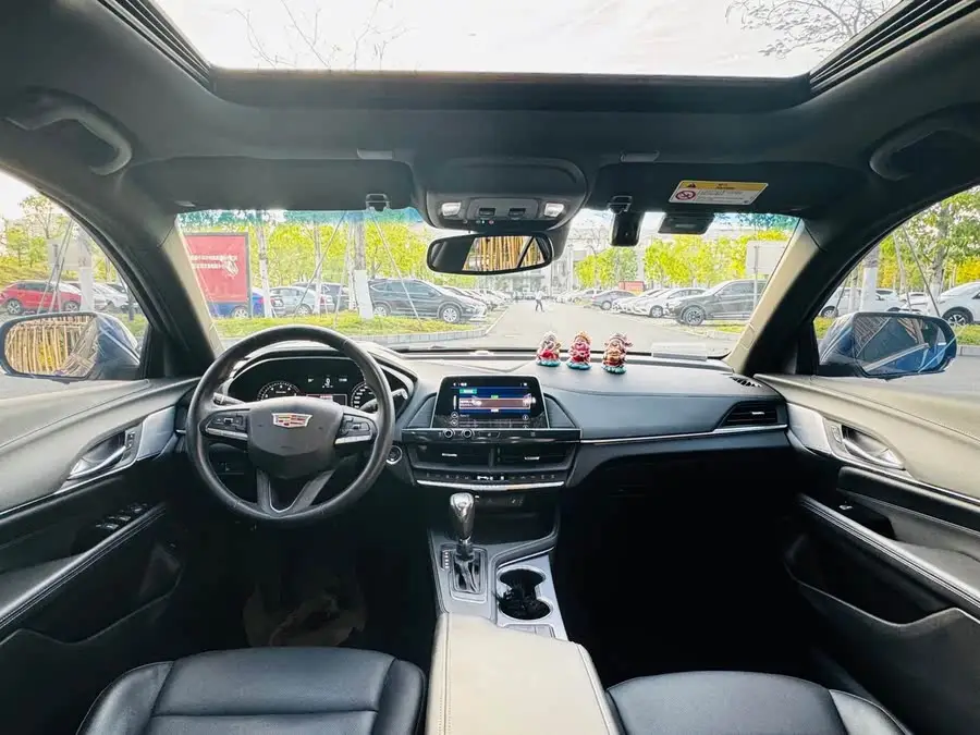 Cadillac CT4 2022 Model 28T Luxury