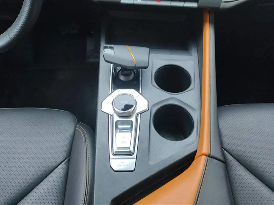 Changan UNI-V 2022 1.5T Premium