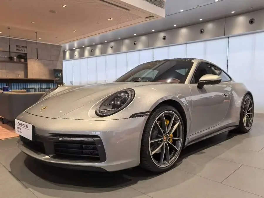 بورشه 911 2023 كاريرا 3.0T