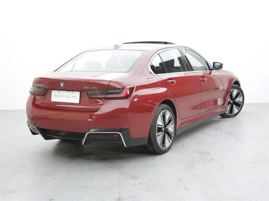 بي إم دبليو i3 2022 eDrive 35 L