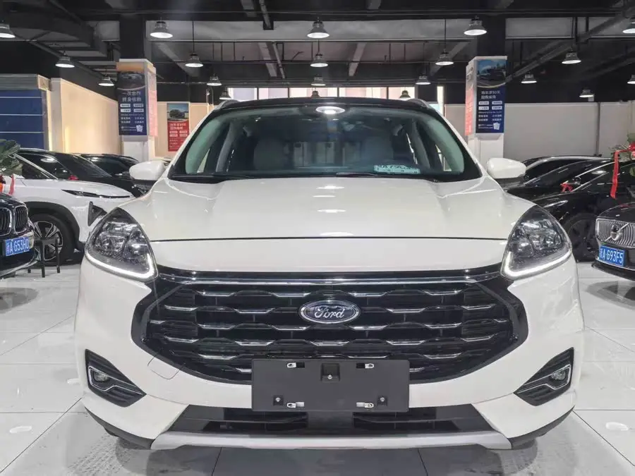 فورد إيدج 2020 إيكوبوست 245 دفع رباعي تيتانيوم