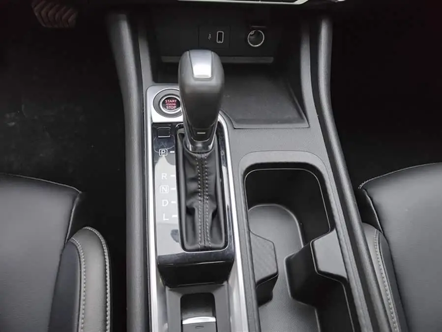 2022 نيسان سيلفي 1.6 لتر XL CVT نسخة الاستمتاع