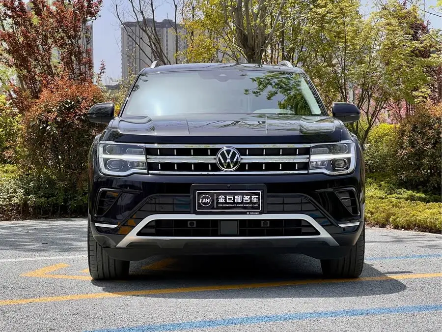 2024 فولكس فاجن تيرامونت 380 TSI نسخة الرفاهية الفاخرة ذات الدفع الرباعي