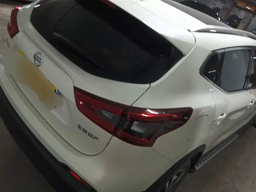 2022 نيسان قاشقاي 2.0 لتر CVT XV بريميوم